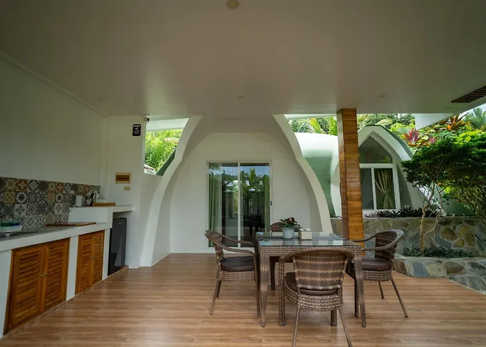 Royal Suites - Port Barton